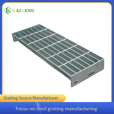 บันไดเหล็กขั้นบันไดโลหะ T2 แบบกำหนดเองสำหรับบันได