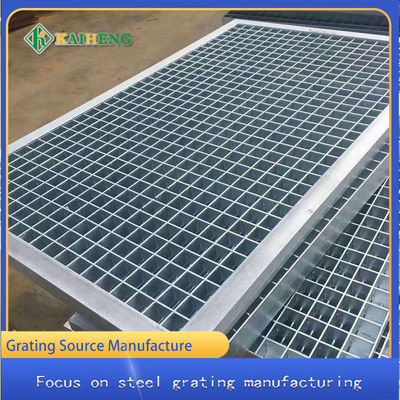 ป้องกันการโจรกรรม Hot Dip เหล็กชุบสังกะสีตะแกรงท่อระบายน้ำแผ่นพื้นโลหะ