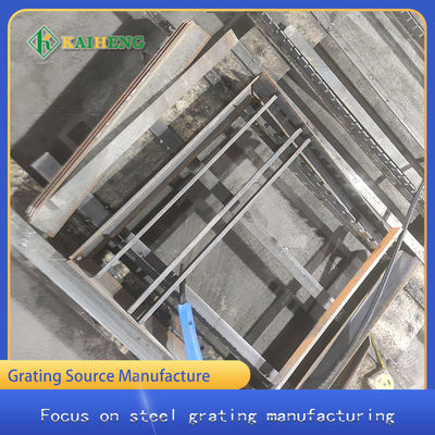 ชั้นวางถังขยะถังบำบัดน้ำเสียตะแกรงเหล็กแบบกำหนดเอง Q235 Q355