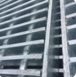 ความดันรอยสแตนเลสตะแกรง 30mm แบริ่งบาร์ Pitch
