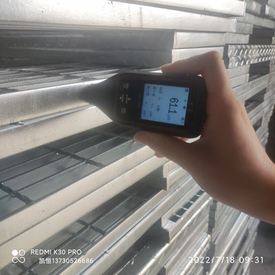 แผ่นตะแกรงเหล็กชุบสังกะสีแบบร้อน, แผ่นปิดตะแกรงแบบกำหนดเอง