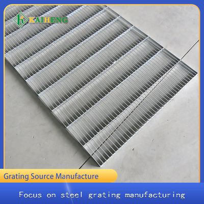 ตะแกรงโลหะชุบสังกะสีแบบจุ่มร้อน Hdg Grating Pigeon Cage