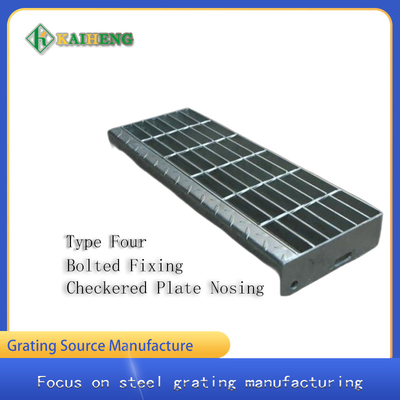 T4 Checkered Platenosing Steel Grate Stair Treads Bearing Bars ที่ระยะพิตช์ 40 มม
