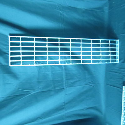 บันไดเหล็กกันลื่นบันไดแผ่นบันได